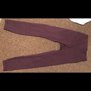 EUC Lululemon 4 Leggings Maroon